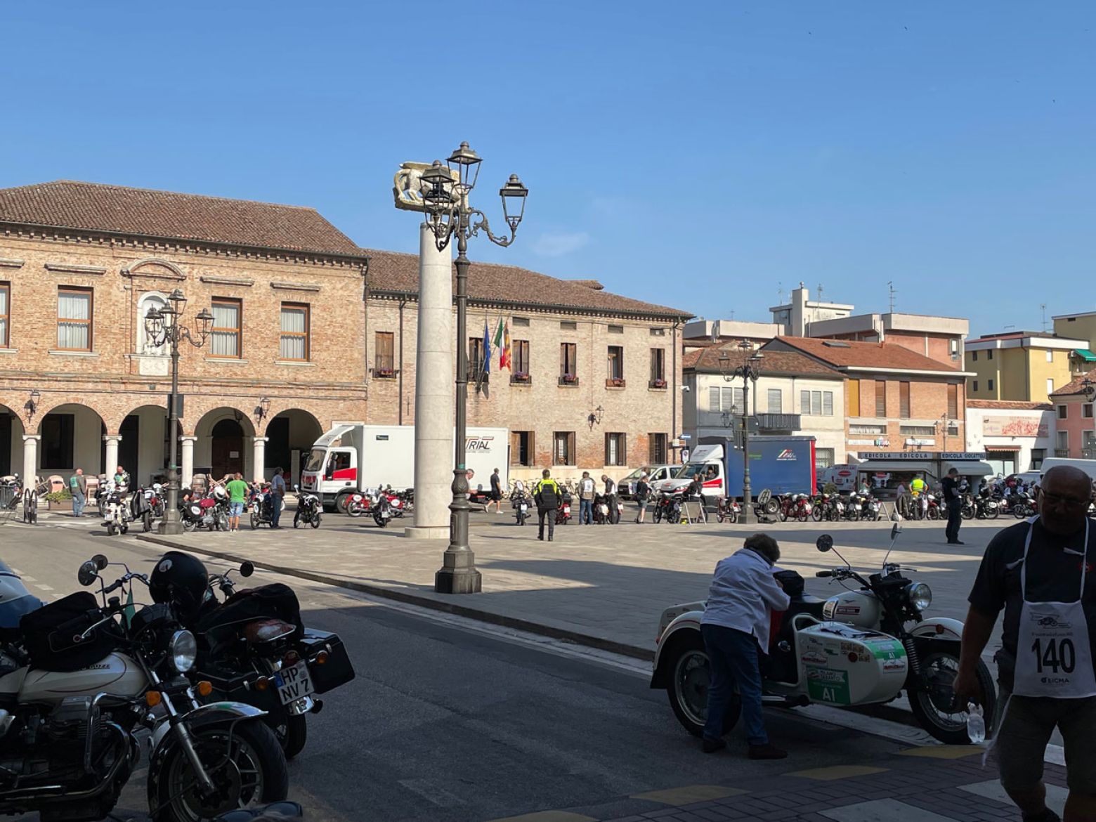 Trial partecipa alla Milano Taranto con i propri mezzi per attività di trasporto e logistica